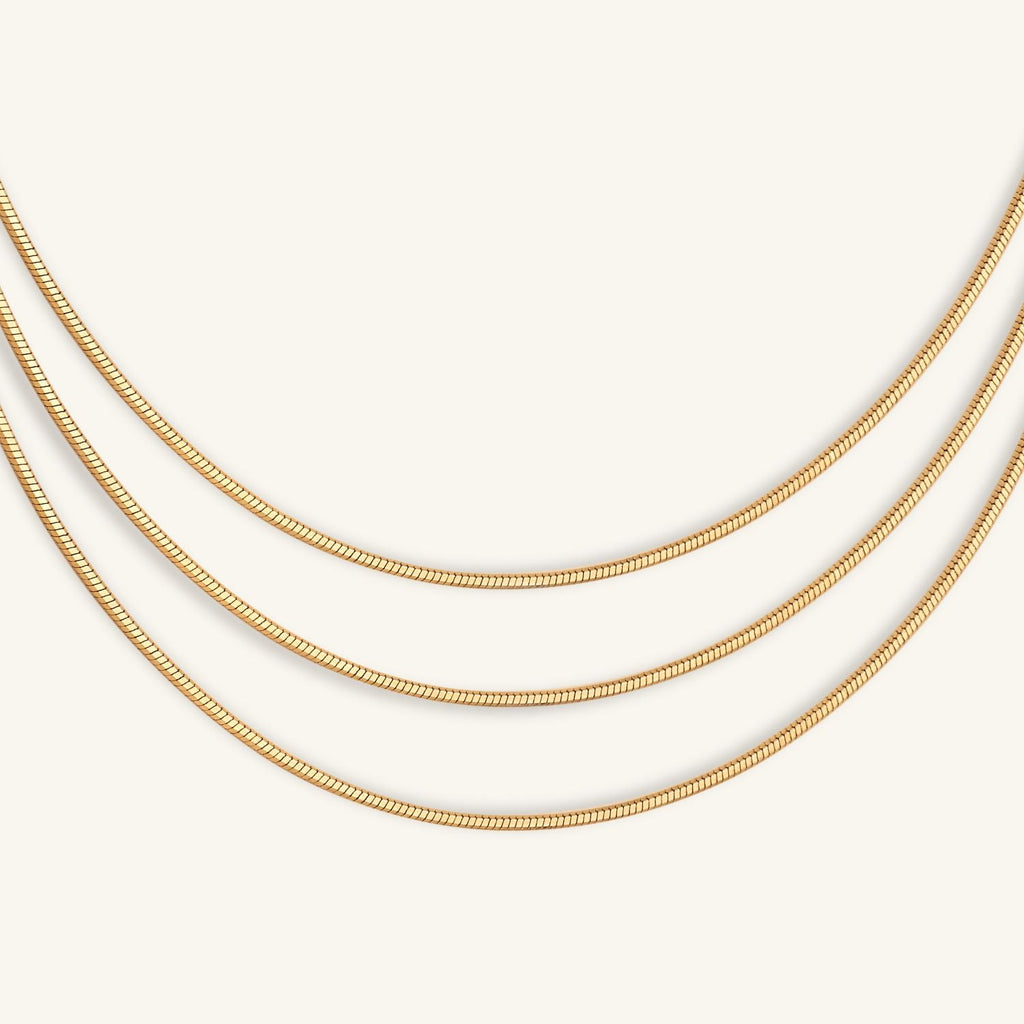 Whispers Chain Golden Necklace