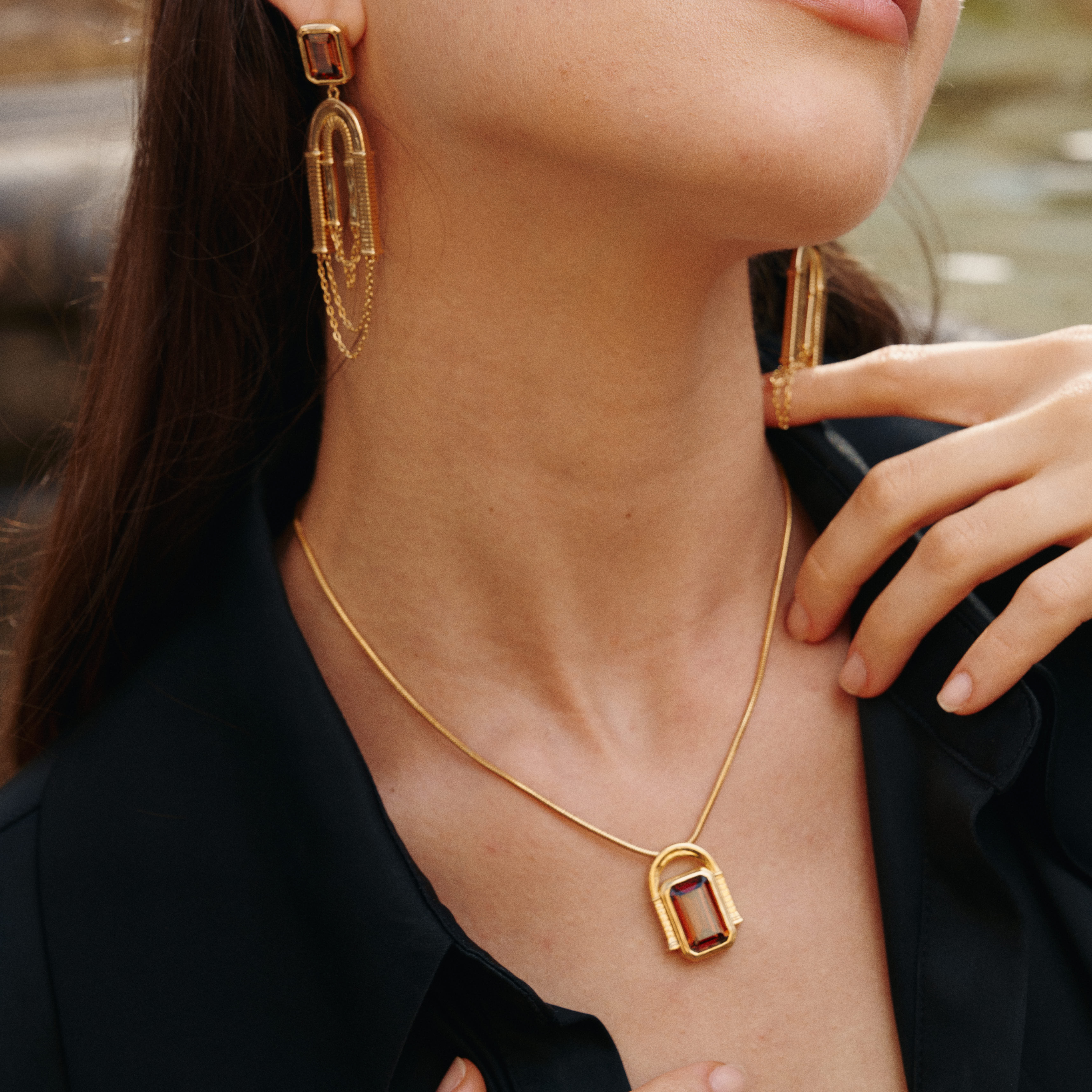 Olympieion Necklace