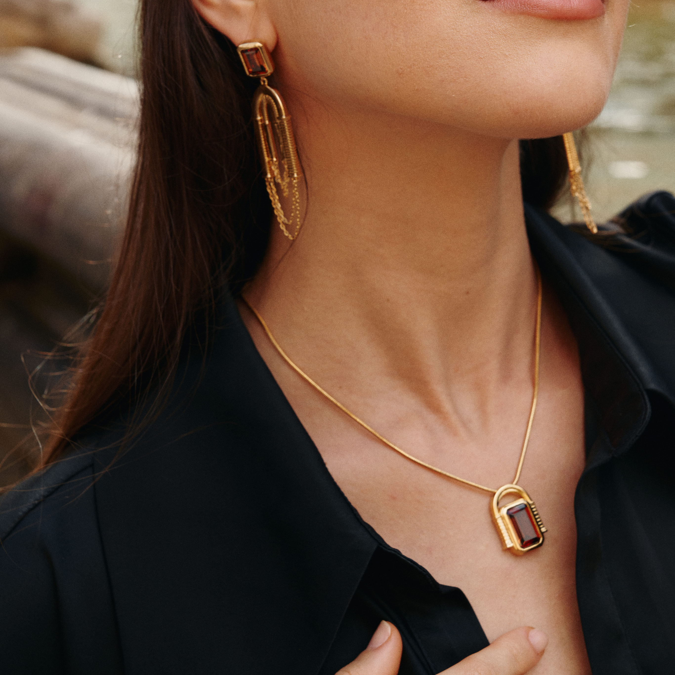 Olympieion Necklace