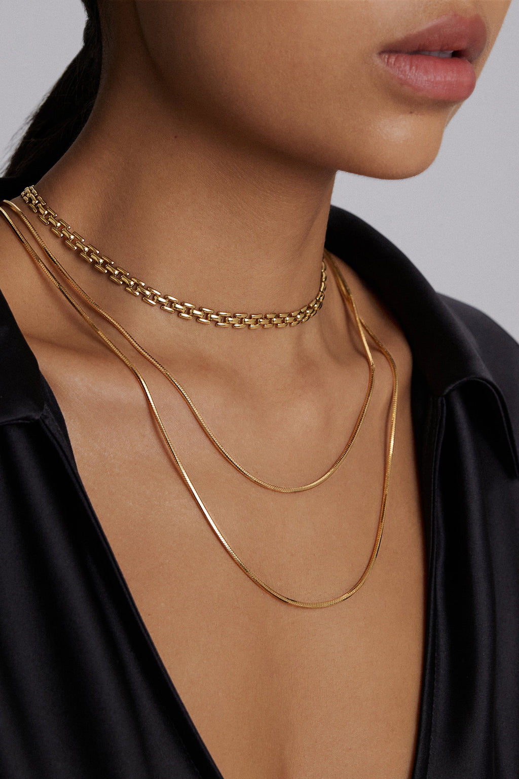 Whispers Chain Golden Necklace